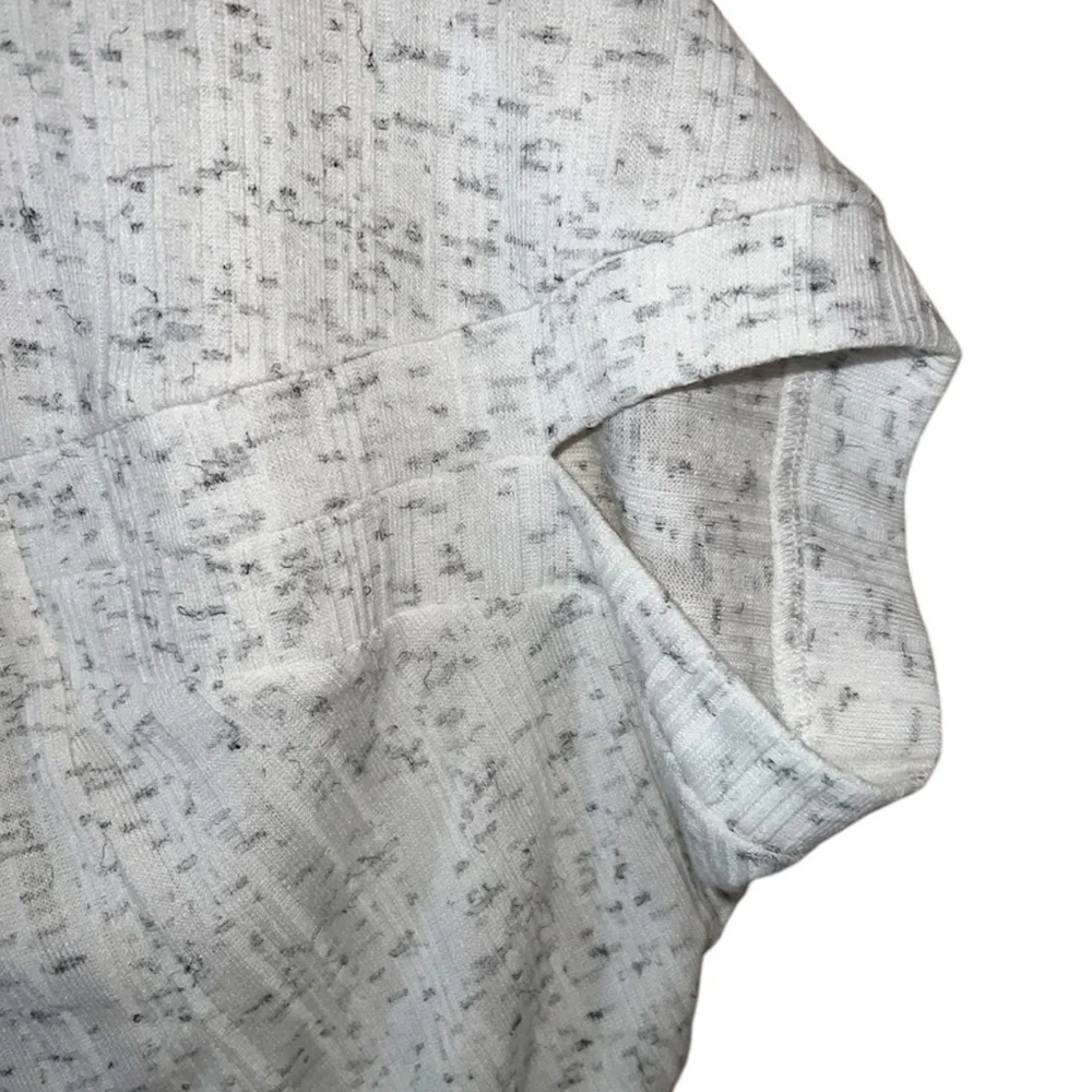 𝐋𝐀𝐍𝐄 𝐁𝐑𝐘𝐀𝐍𝐓 | NWT COWL NECK RIBBED KNIT PONCHO PULLOVER TOP - Picture 6 of 11